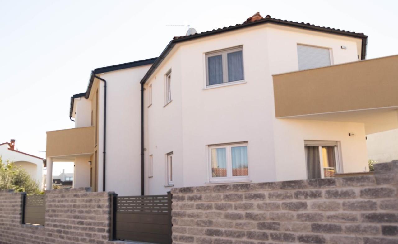 Paganor Apartments Pula Luaran gambar